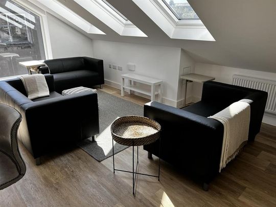 7 bedroom duplex to rent - Photo 1