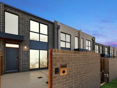 Modern Home in Convenient Location - Photo 4