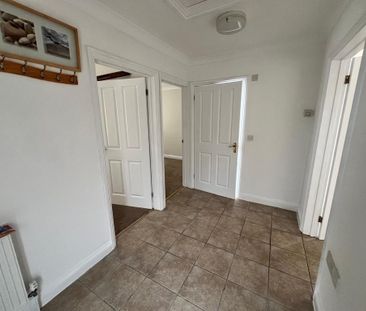 2 bedroom detached bungalow to rent - Photo 3