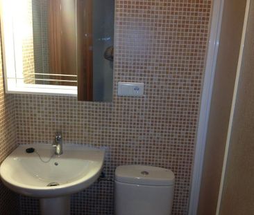 Calle Diego de Almaguer, Málaga, Andalusia 29006 - Photo 5