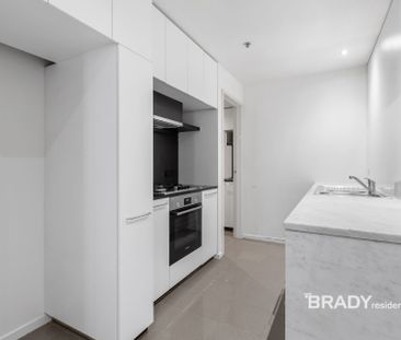 1007/22-40 Wills Street, Melbourne - Photo 5