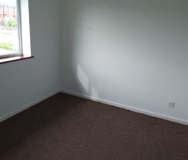 2 Bed Flat, Great Barr, B43 - Photo 4