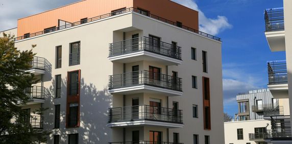 location Appartement T2 DE 38.2m² À RUEIL MALMAISON - Photo 2