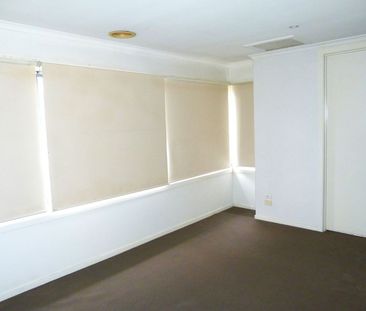 Modern, Spacious & Perfectly Located! - Photo 3