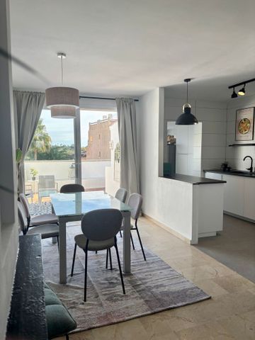 Alquiler de chalet adosado en Calle del Tenis, 25 - Photo 3