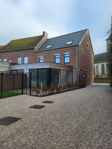 Gerenoveerde woning met 4 slaapkamers - Foto 5