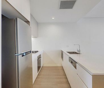 STYLISH AND MODERN 2 BEDROOM APARTMENT - Photo 4