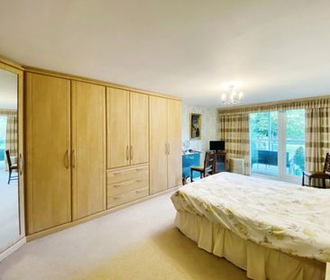 2 bedroom Flat To Let - Photo 6