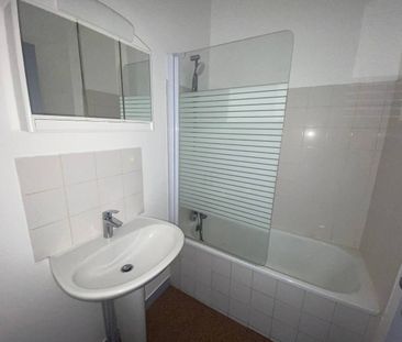 Location Appartement 2 pièces 38m² - Photo 2