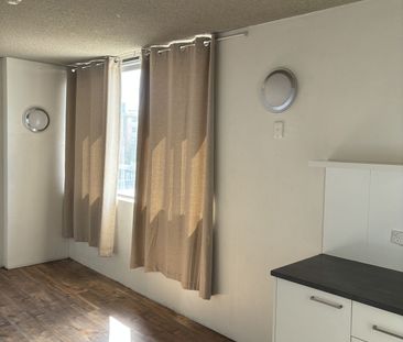 Affordable Beach Side Accommodation - Photo 1