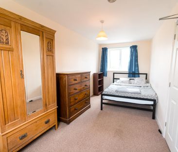 6 Sussex Road - Photo 5