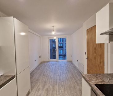 1 bedroom flat to rent - Photo 6