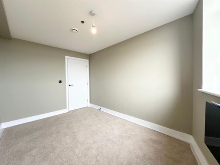 2 bed flat to rent in Sheffield Road, Barnsley, S70 - Photo 3