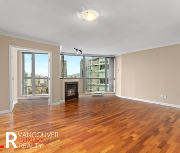 Condo in Downtown Vancouver, BC - Photo 3
