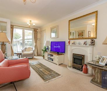 1 bedroom retirement property to rent - Photo 4