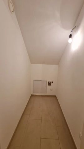 PERFEKT aufgeteilte 2 ZI Maisonette + LOGGIA - Sonnwendviertel - beste Verkehrsanbindung - Foto 4