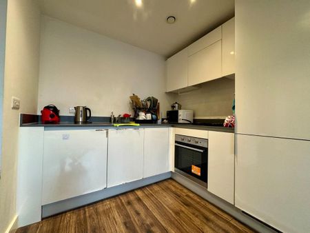 1 bedroom flat to rent - Photo 5