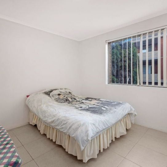 Fantastic One Bedroom! - Photo 1