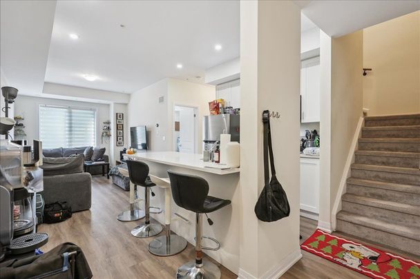 For Lease - 2635 William Jackson Drive Unit# 210, Pickering, Ontario - Photo 1