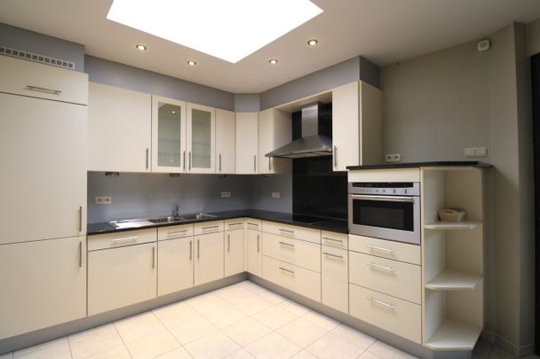 Ruime en verzorgde woning vlakbij het centrum - Marcel Vastgoed - Photo 1