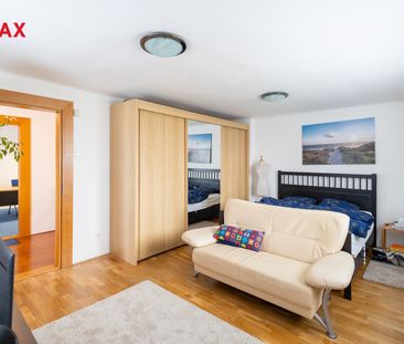 Pronájem domu 137 m², Praha 4 - Modřany - Photo 1