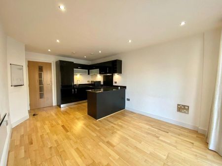 1 bedroom flat to rent - Photo 4