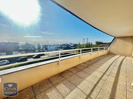 Location Appartement 4 pièces 106m² STE ADRESSE 76310 - Photo 5