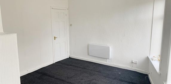 1 bed flat to rent Every Street, Nelson BB9 - Photo 2