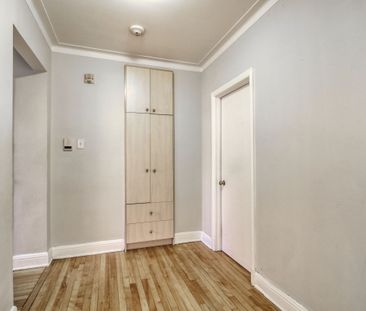 4900 Clanranald Avenue - Photo 2