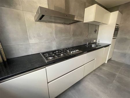 Appartement te huur - Foto 2