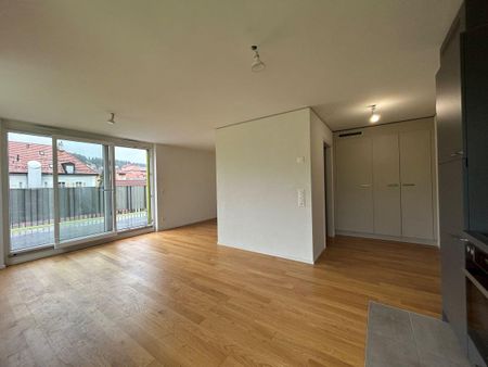 APPARTEMENT DE 1.5 PIÈCES AVEC TERRASSE AU COEUR DE LA CHAUX-DE-FONDS - Photo 2