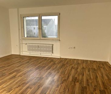 Wohnen im Kreuzviertel - 3-Zimmer-Wohnung mit 72 m² und Loggia - Photo 4