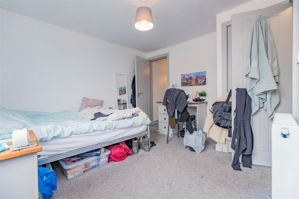 5 bedroom house to rent - Photo 1