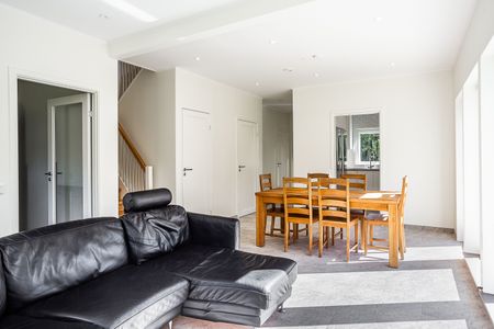 Hamre, Knivsta - Photo 2