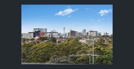 Versatile Coastal Home With Dual Occupancy Potential - Photo 3