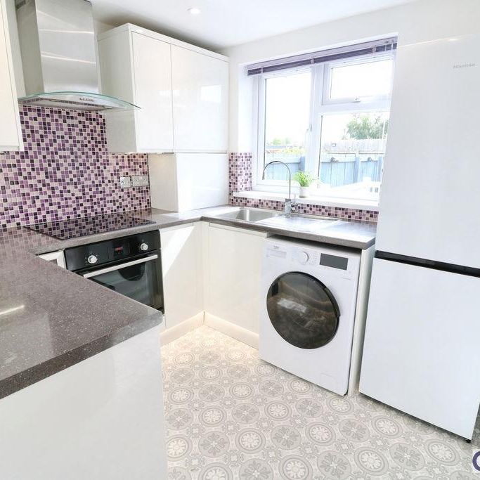 2 bedroom terraced house to rent - Photo 1