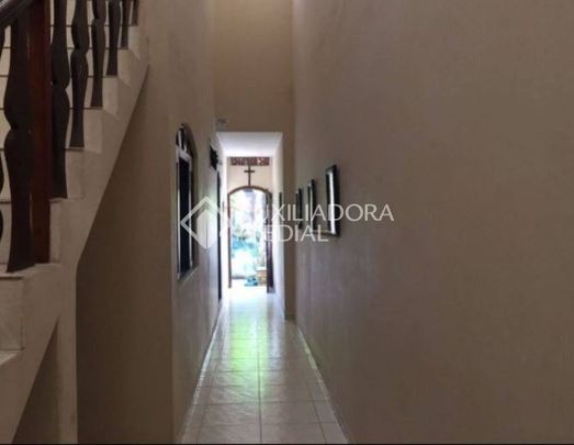 Casa com 3 quartos e 300m² para alugar em Demarchi, São Bernardo do Campo. - Photo 1