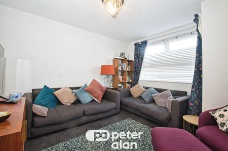 Ty Wern Road, Rhiwbina - Photo 2