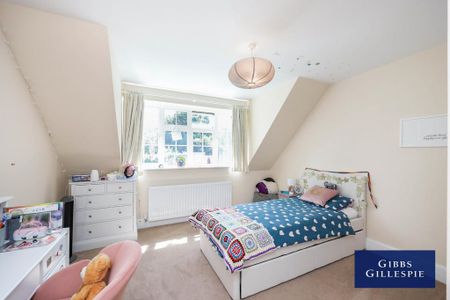 5 bedroom detached house to rent - Photo 2