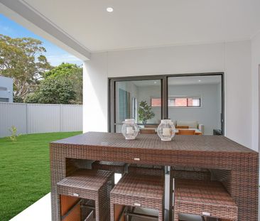 LUXURY DESIGNER LIVING - Photo 2