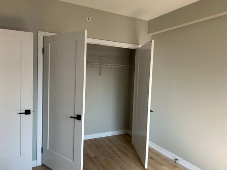 For Lease - 70 King Street Unit# 401, Oshawa, Ontario - Photo 4