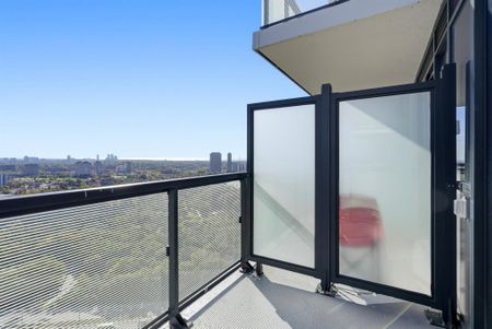 For Lease - 30 Inn On The Park Drive Unit# 3406, Toronto, Ontario - Photo 4