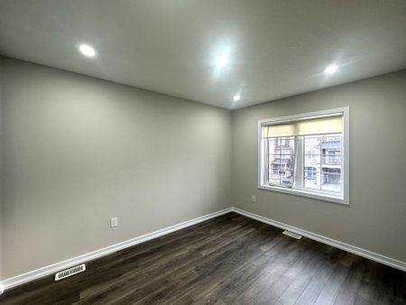 For Lease - 112 Golden Springs Drive, Brampton, Ontario - Photo 3