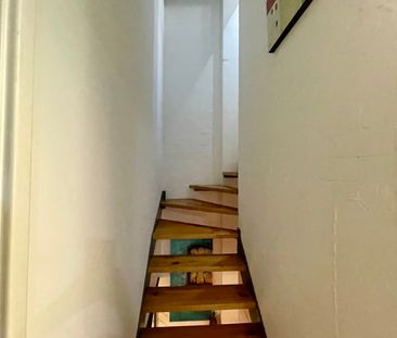 East Perth - Photo 6