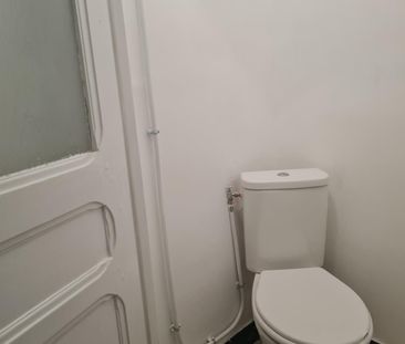 Location Appartement 2 pièces 61m² MARIGNANE 13700 - Photo 1