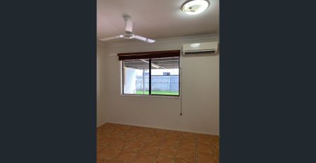 Room for Everyone! 5-Bed, 2-Bath Home with Massive covered Patio & Garden Sheds - Photo 2