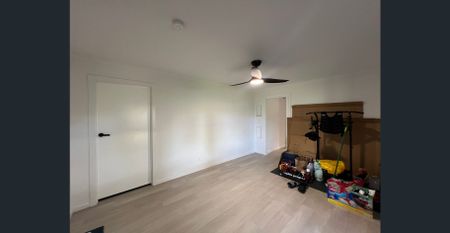 Beautiful 3-Bedroom Home with Spacious Living & Great Outdoor Area - Photo 5