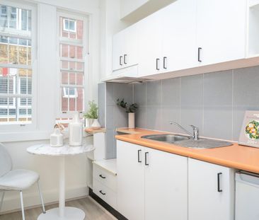 Lifestyle studio in central village setting | Recently renovated | ... - Photo 4