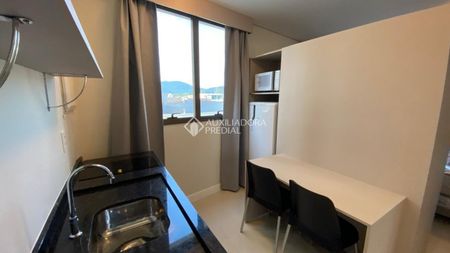 Apartamento com 1 quarto e 20m² para alugar em Trindade, Florianópolis. - Foto 3