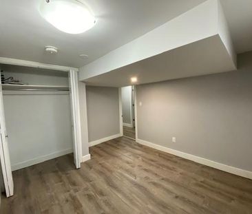 892 Victoria - Lower Unit - Renovated 2 Bedroom Basement Suite - Photo 2